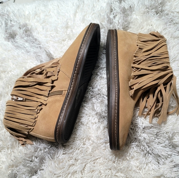 Aerosoles Good Fun Tan Fringed Suede Ankle Boots Booties Size 9 M - Picture 3 of 11